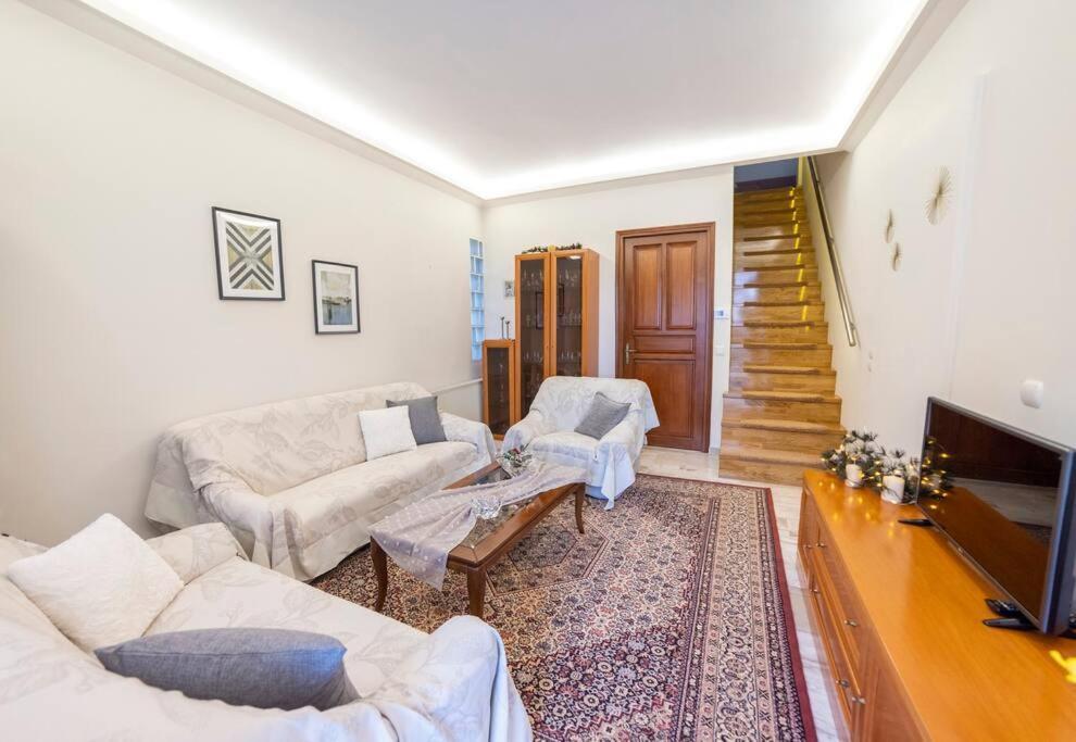Fine House