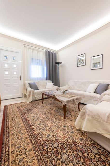 Fine House Apartment