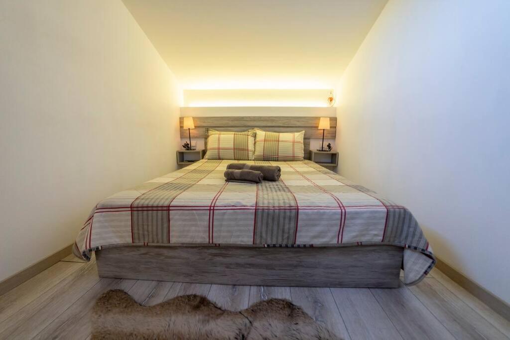 Fine House Apartment *